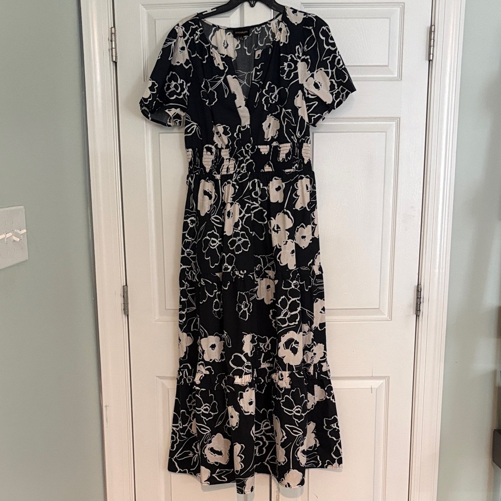 Sugarlips Floral Midi Dress in Black and Cream